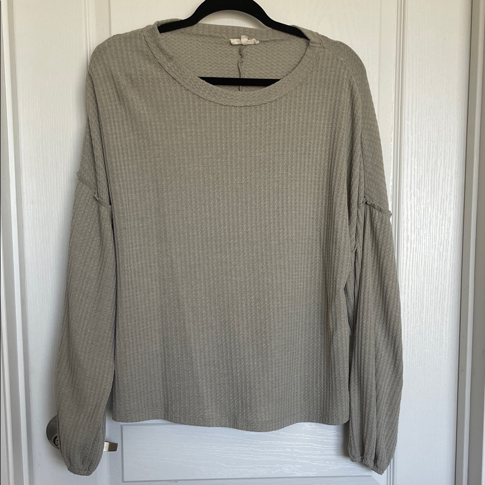 LA MIEL Textured Green/Gray Knit Top